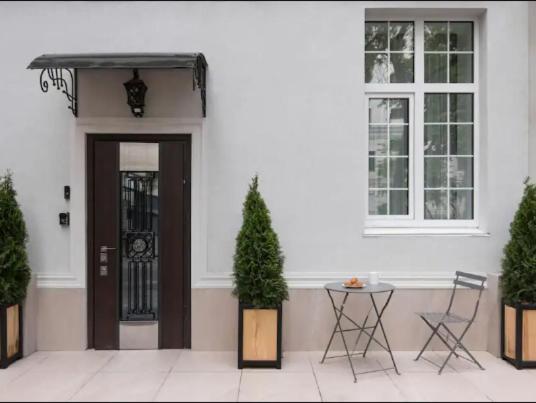 Appartamento Hidden Gem With Its Own Private Entry At Lypky Kiev Esterno foto